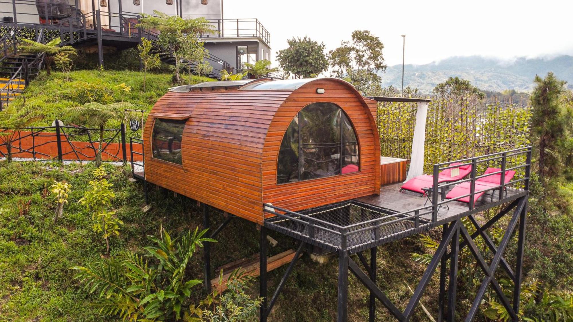 ホテル Glamping The Mountain Guatapé エクステリア 写真
