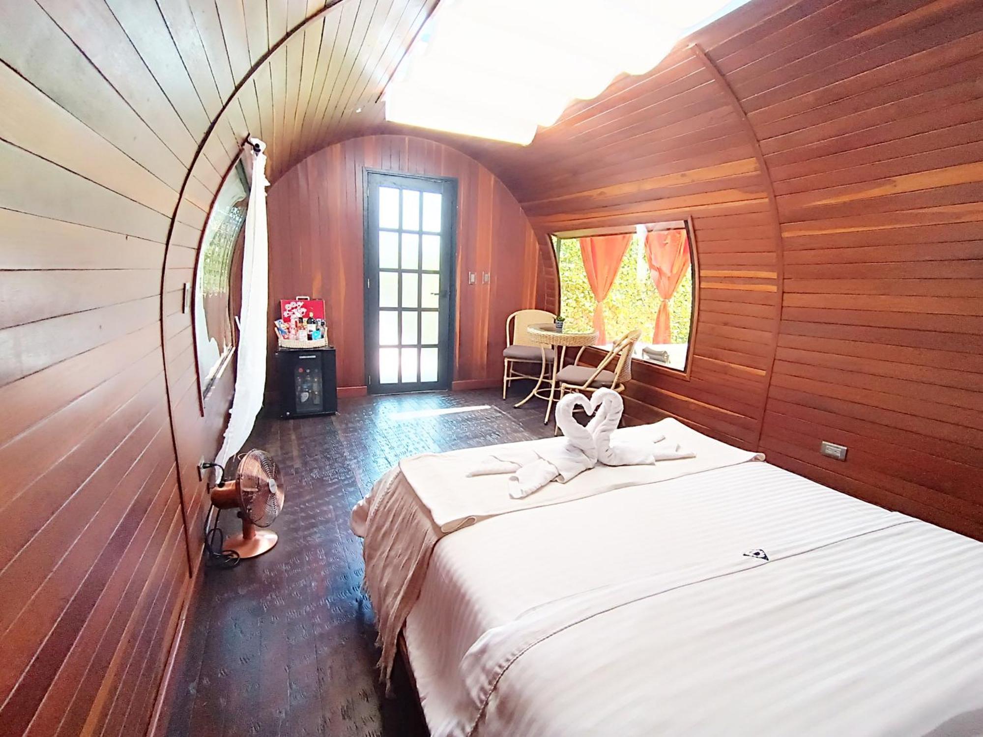 ホテル Glamping The Mountain Guatapé エクステリア 写真